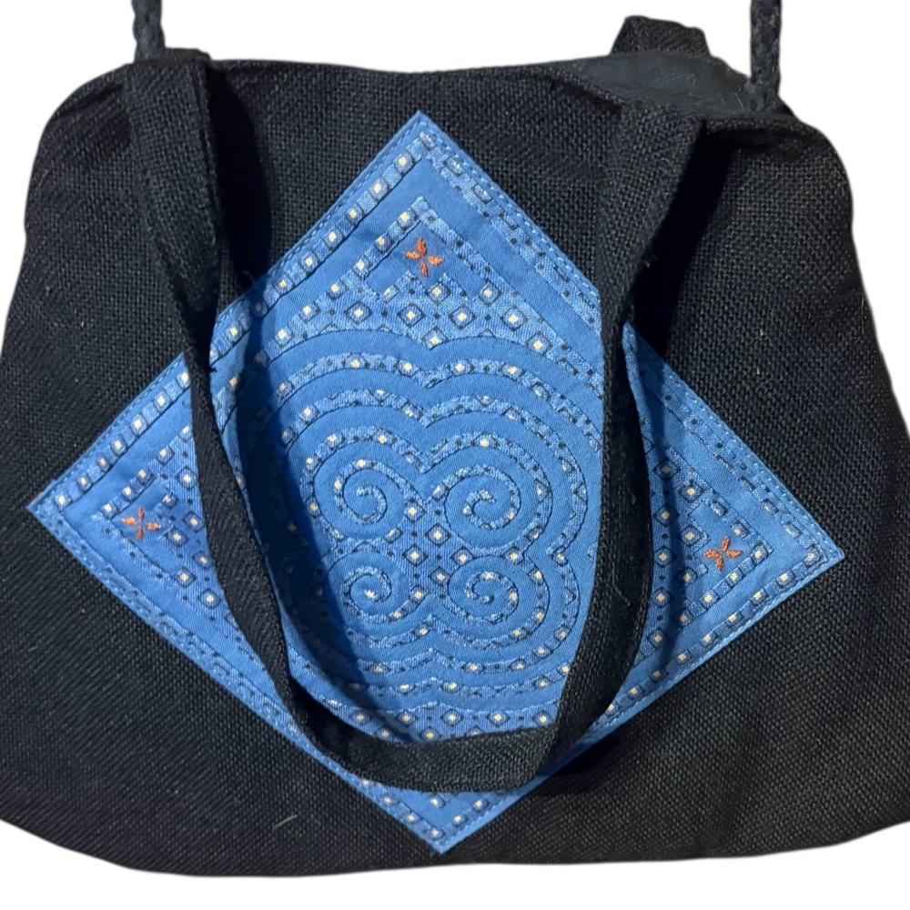 Handmade Hmong Artisan Paj Ntaub Tapestry Crossbody Bag - Indigo Blue & Black - Picture 4 of 7